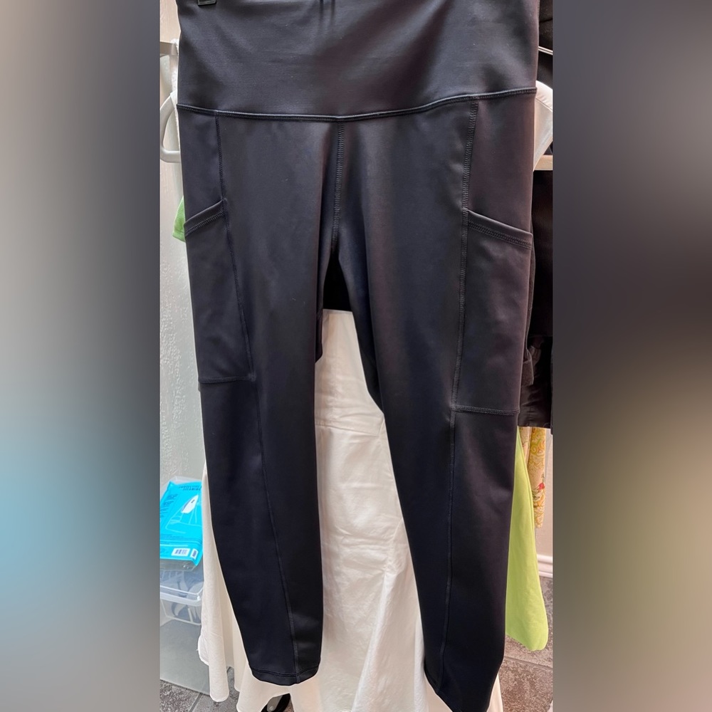 Banana republic black leggings new without tags petite medium BR standard NWOT
